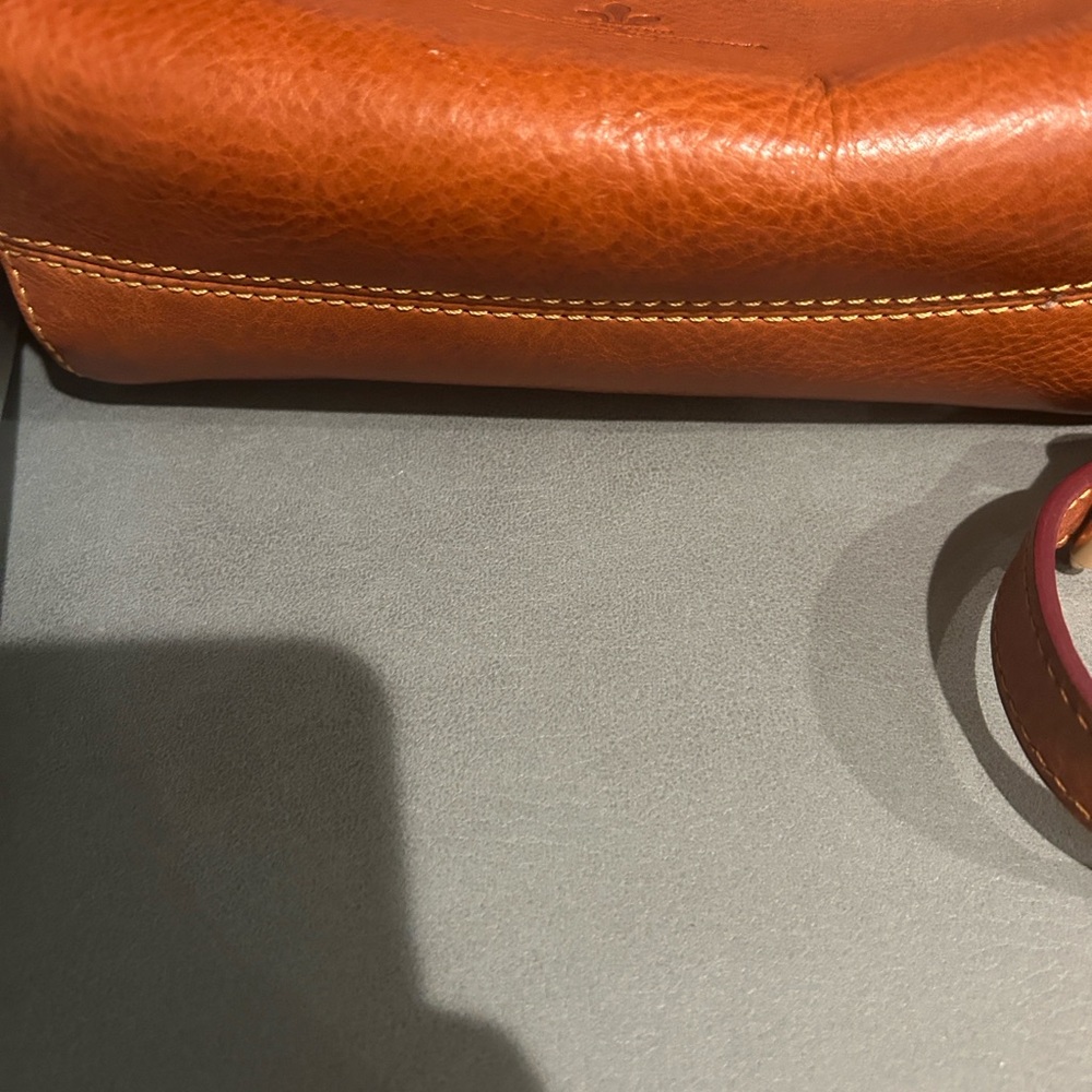 Dooney & Bourke Natural Brown EUC Florentine Leather Allison Crossbody - Picture 7 of 10